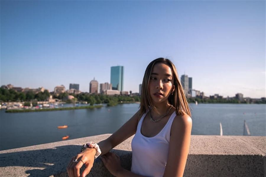 Man kan altid bruge en hvid tank top